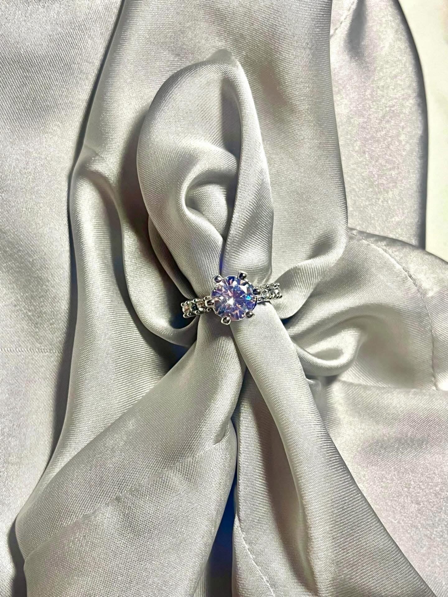 Premium Silver Zirconia Crown Ring for Women – Big Head Statement Sparkle