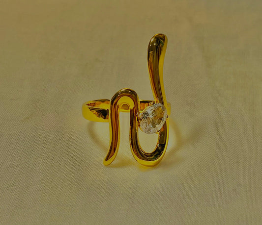 High-Quality Stainless Steel Arabic Calligraphy Ring with Zircon Stone – Gold Finish