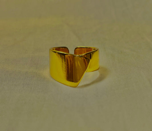Minimalist Wide Band Adjustable Ring – Gold-Plated Stainless Steel