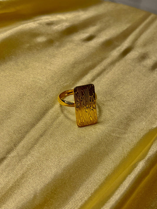 Elegant Gold-Tone Rectangle Textured Ring