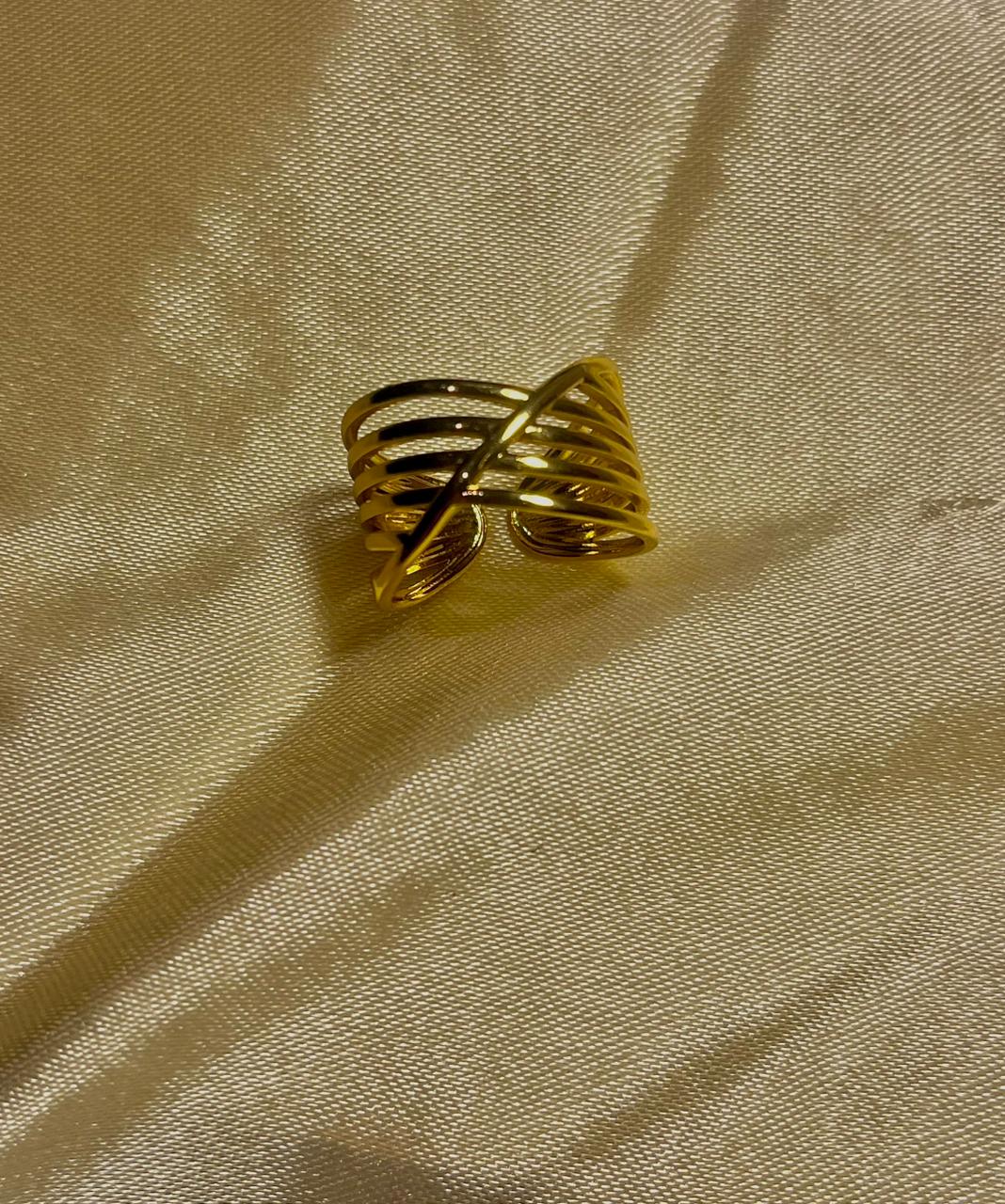 Chic Gold-Plated Spiral Wrap Ring – Adjustable Designer Statement Piece