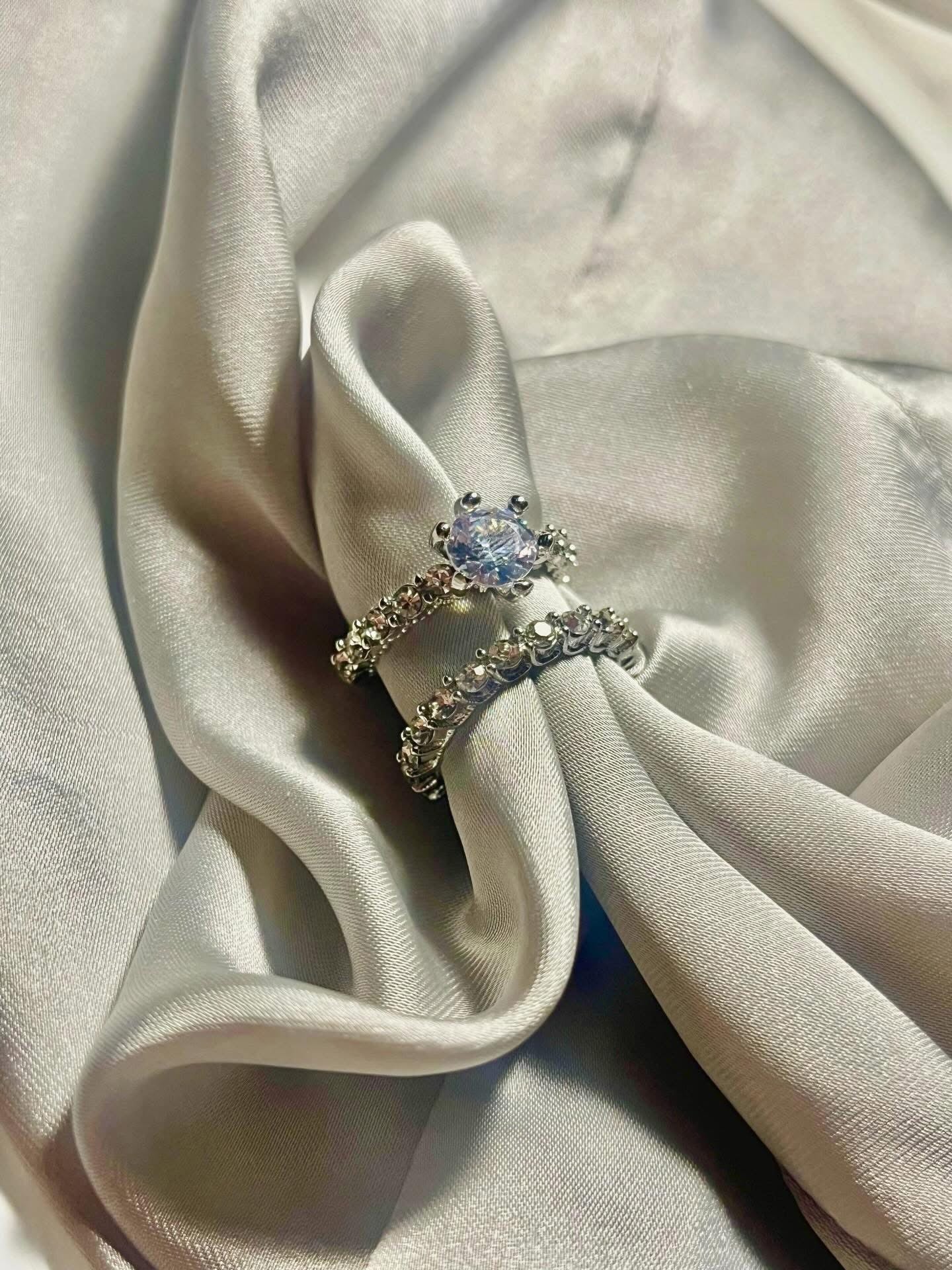 Elegant Silver Zirconia Ring Set for Women – Sparkling Duo Engagement & Wedding Band