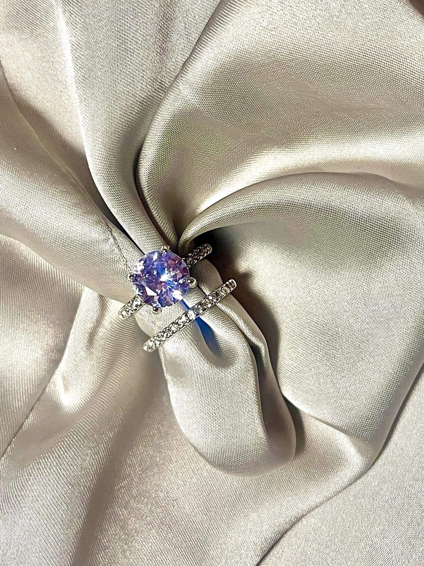 Elegant Silver Zirconia Ring Set for Women – Sparkling Duo Engagement & Wedding Band