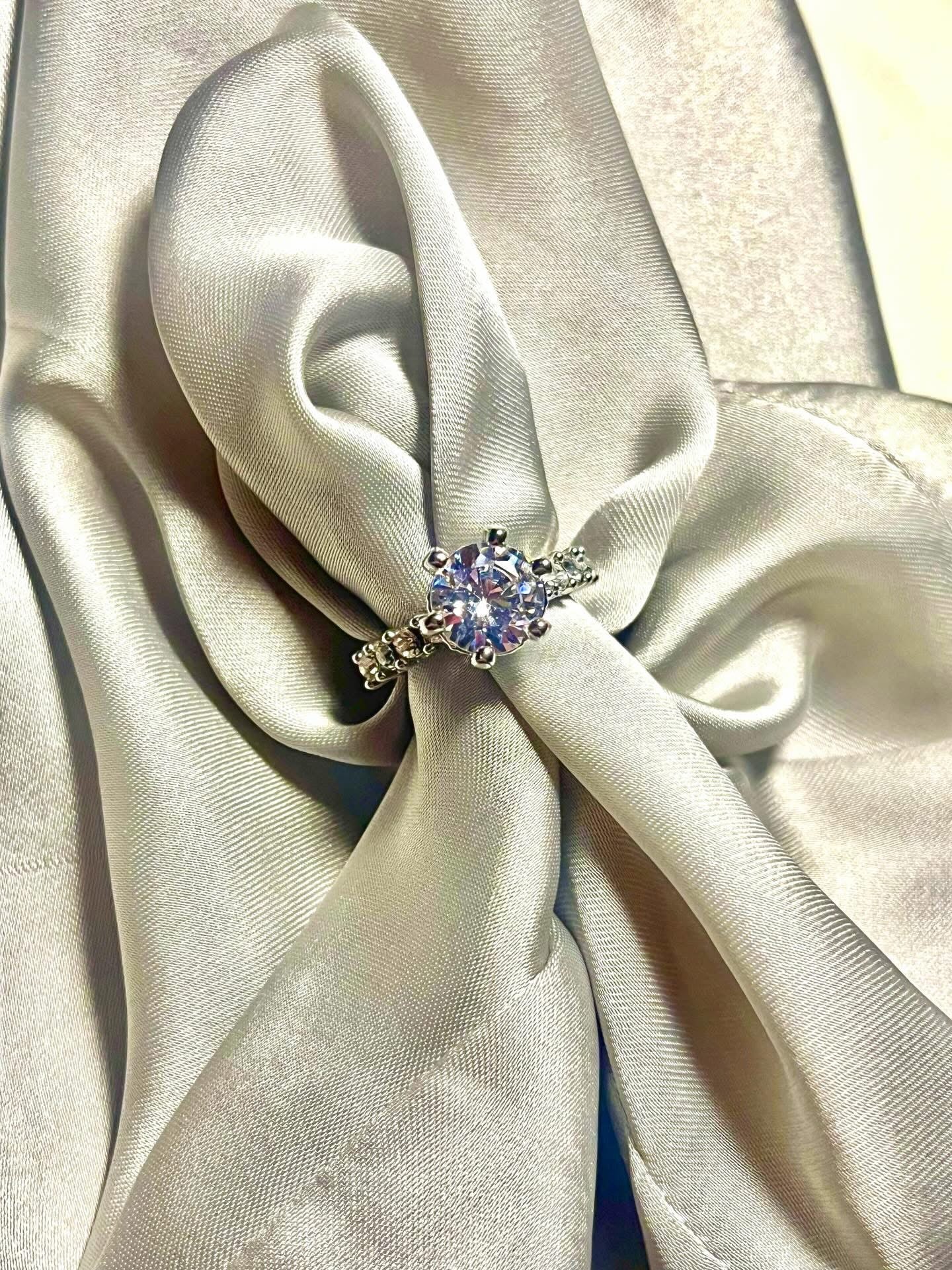 Premium Silver Zirconia Crown Ring for Women – Big Head Statement Sparkle